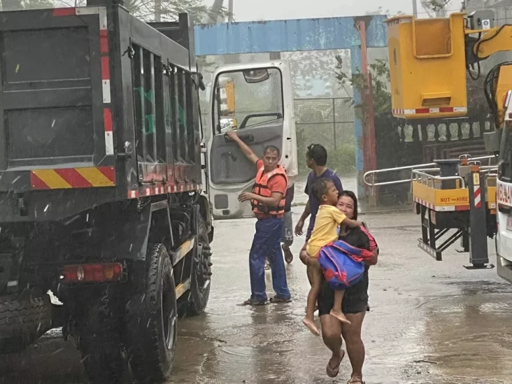 1 Juta Warga Filipina...