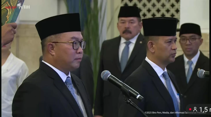 Prabowo Lantik Rektor...