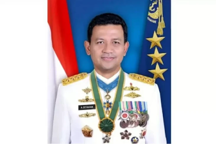Presiden Prabowo Lantik...