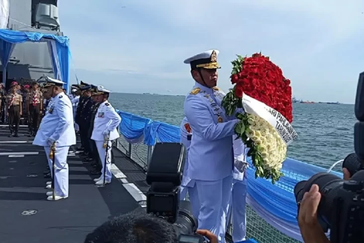 TNI AL Gunakan KRI Brawijaya...