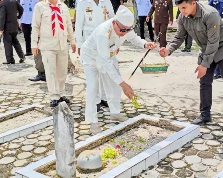 Pemprov Kalsel Peringati...