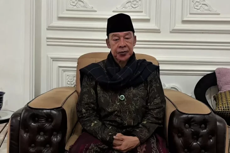 Pimpinan Pesantren Buntet...