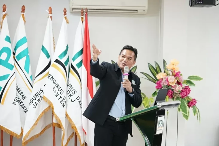 Gelar RDPU dengan Komisi...