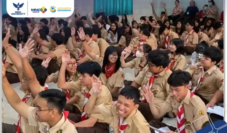 MNC University Gelar...