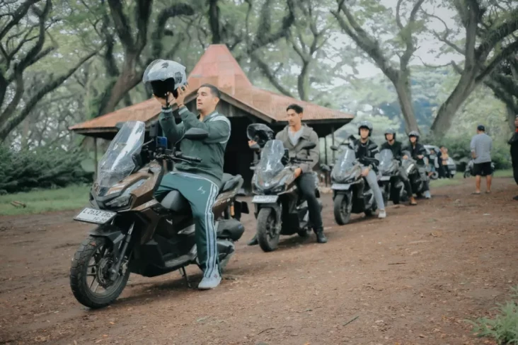 Fitur Cerdas Honda ADV160...