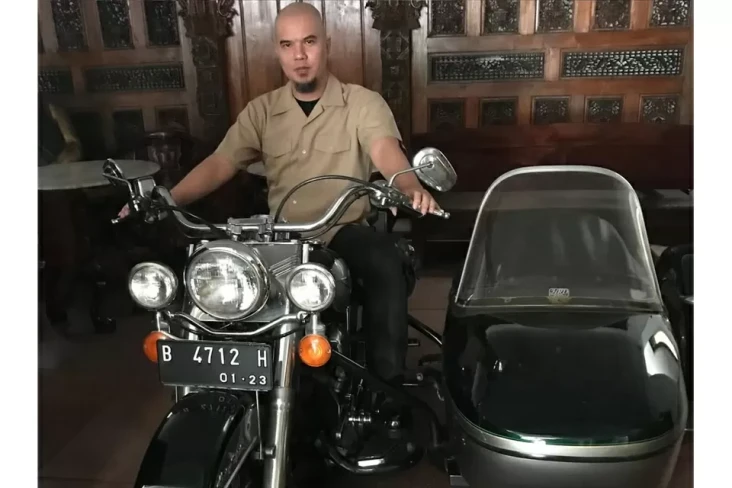 Ahmad Dhani Jajal Motor...
