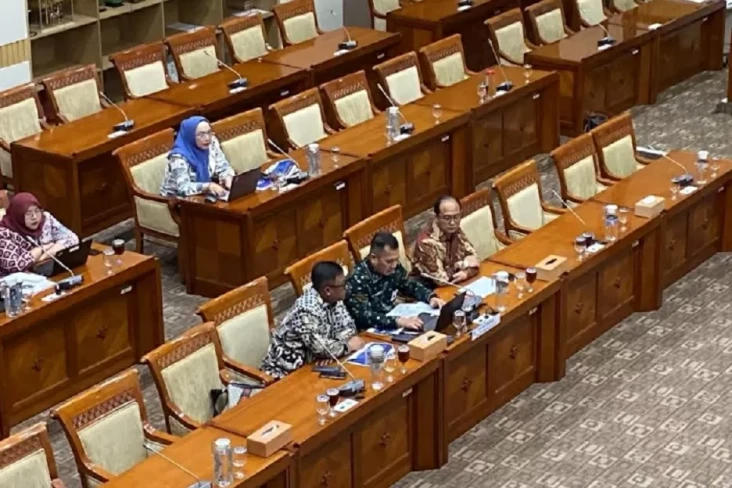 7 Nama Calon Anggota...