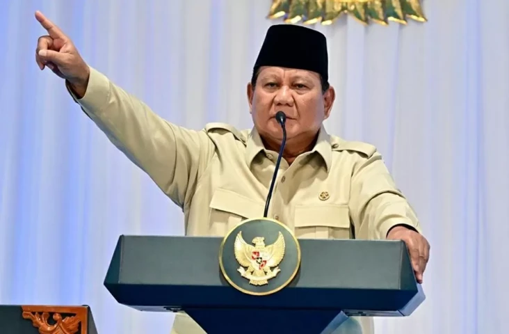 Prabowo Tanggapi Kasus...