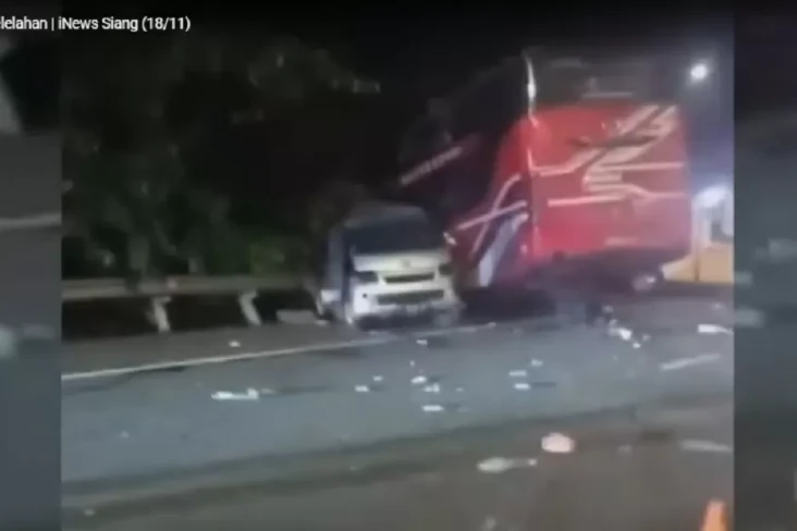 Kronologi Kecelakaan...