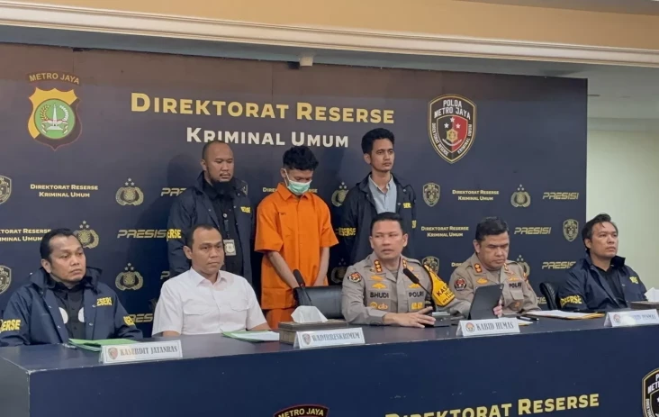 Pemuda Aniaya Pacar...