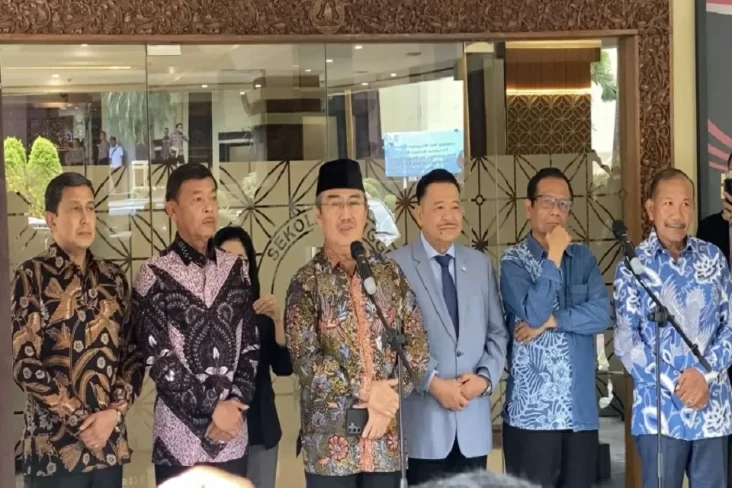 Jimly Ungkap Kronologi...