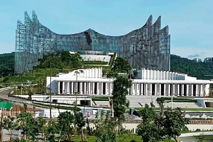 MK Kabulkan Gugatan...