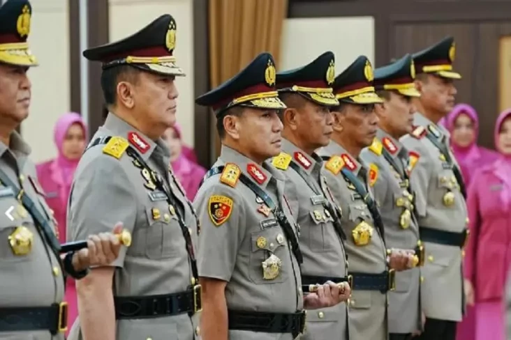 Sikapi Polri Aktif di...