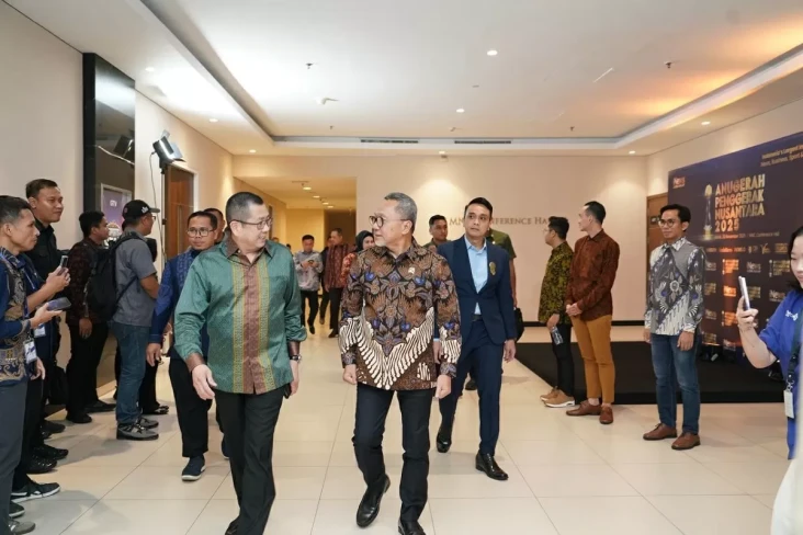 Menko Zulkifli Hasan...