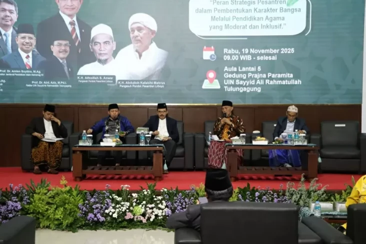 Halaqah di UIN Tulungagung,...