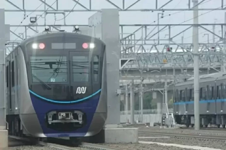 MRT Jakarta Alami Gangguan...