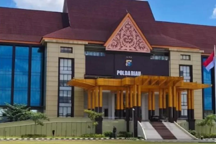 Polda Riau Selidiki...