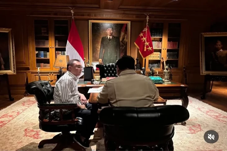 Temui Prabowo di Hambalang,...