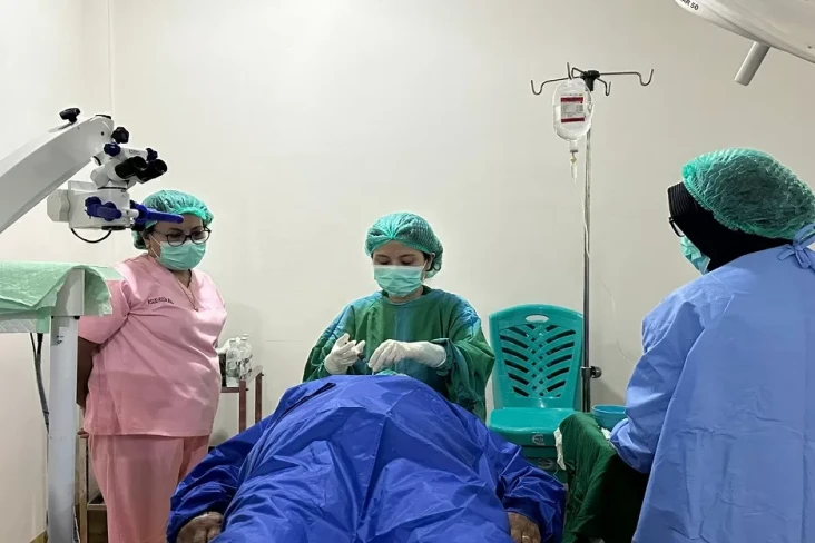 Ratusan Lansia Ikut...