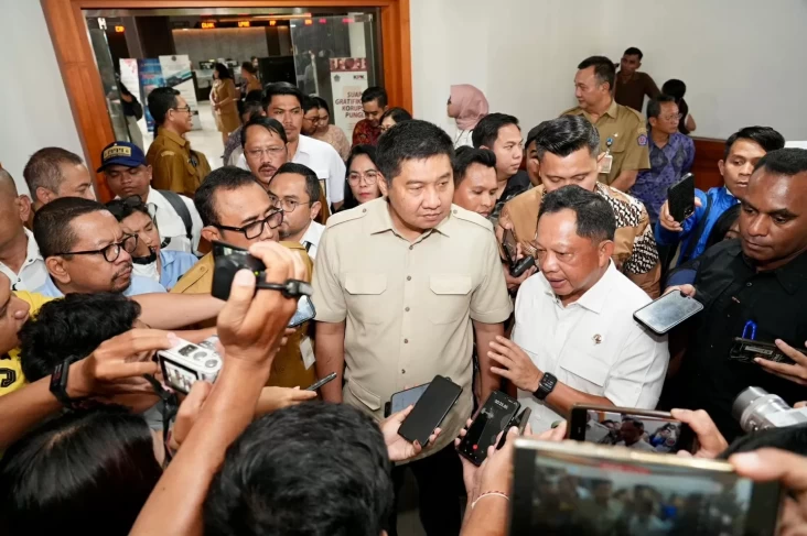 Tinjau MPP Denpasar,...