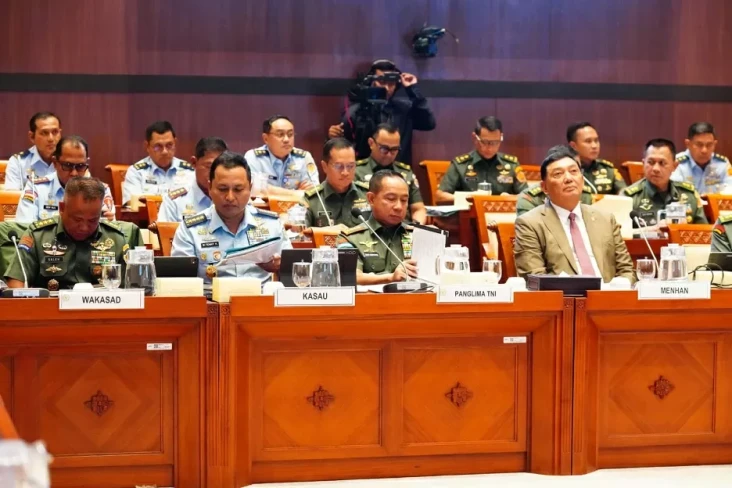 Menhan dan Panglima...