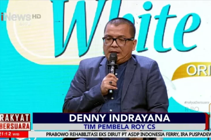 Polemik Ijazah, Denny...