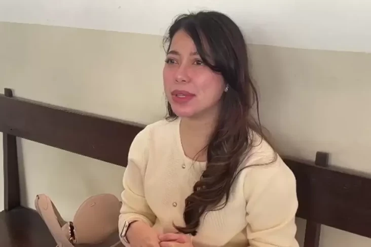 Setia Mendampingi, Dokter...