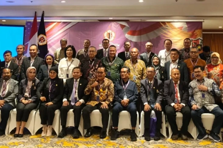 Munas Khusus IKAL Bentuk...
