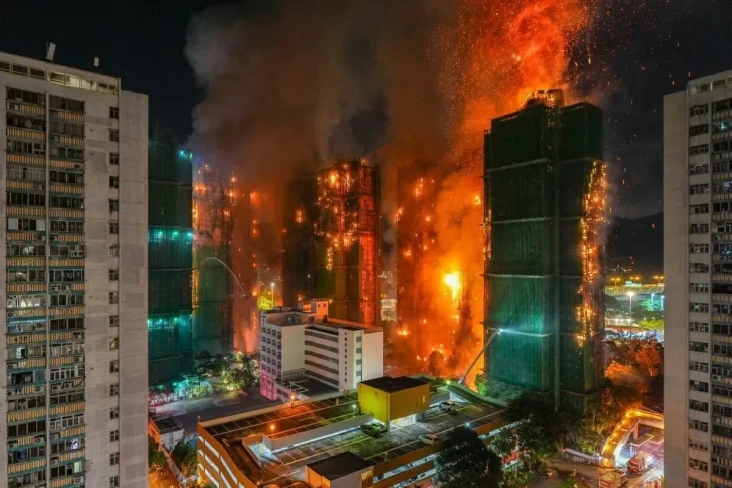 Mengapa Kebakaran Terbaru...