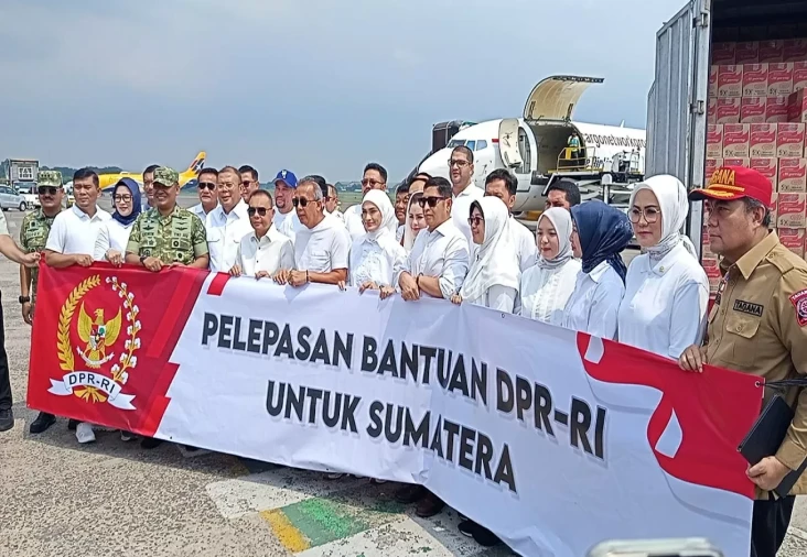 DPR Salurkan 15 Ton...