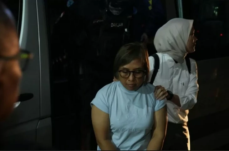 Peran Ngeri Dewi Astutik...