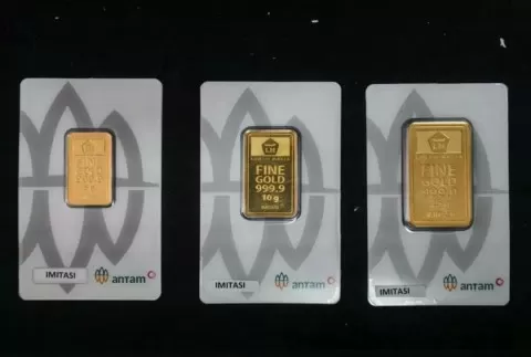 Harga Emas Antam Hari...
