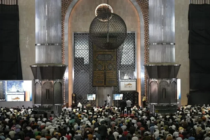 Sekjen Liga Muslim Dunia...