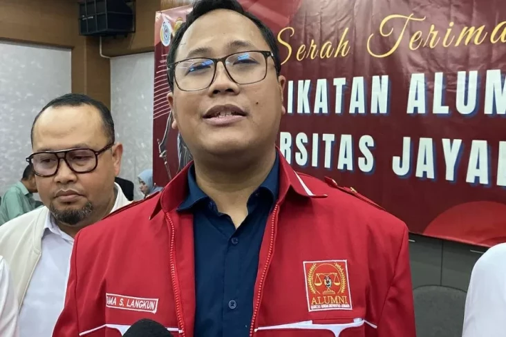 Jadi Ketua IKA FH Jayabaya,...