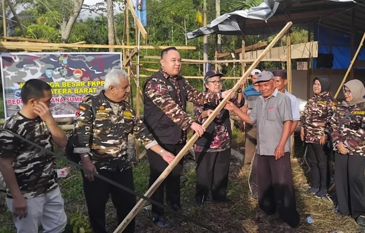 Sandi Mandela Tegaskan...