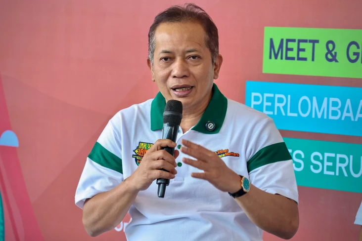 Menkop: Koperasi Jadi...