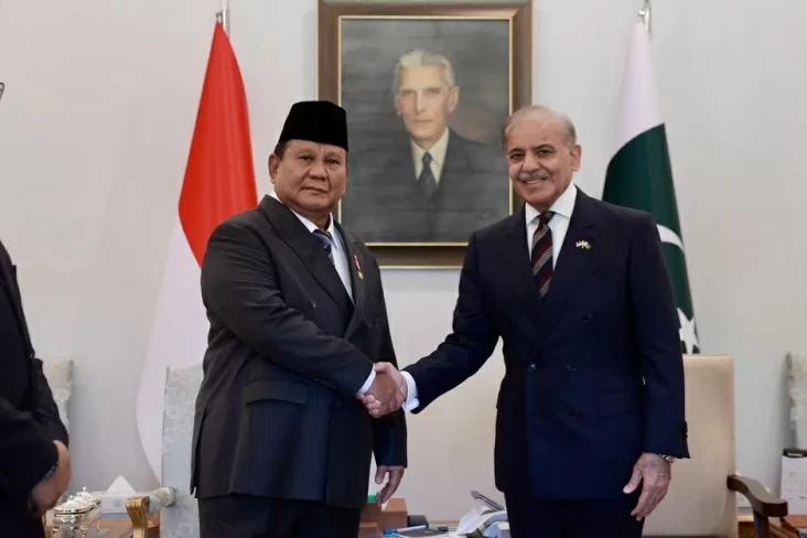 Presiden Prabowo Undang...