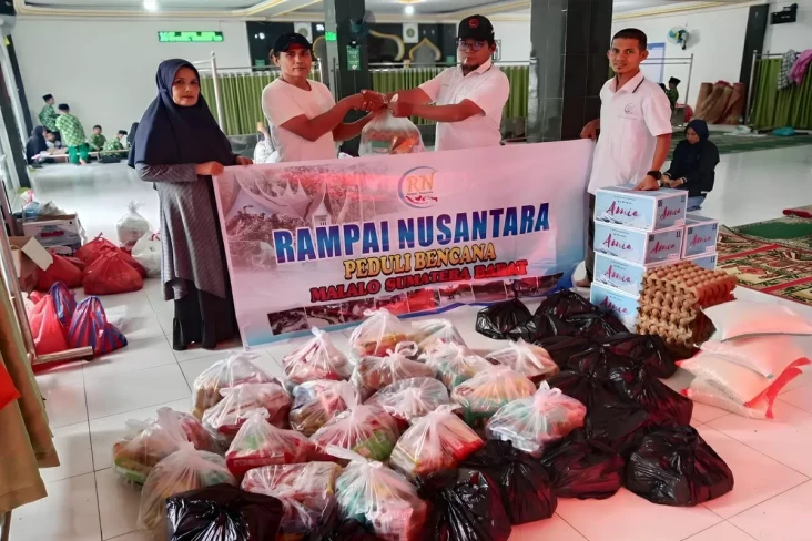Rampai Nusantara Salurkan...