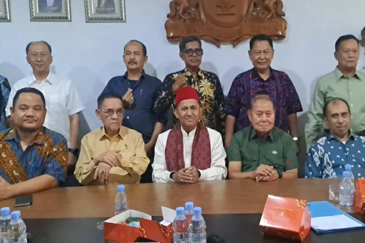 Maju Jadi Calon Ketua...