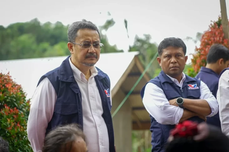 Usai Tinjau Lokasi Bencana...