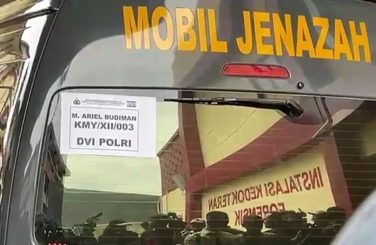 Identitas 7 Jenazah...