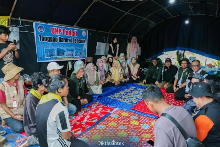 Kemendiktisaintek Dorong...