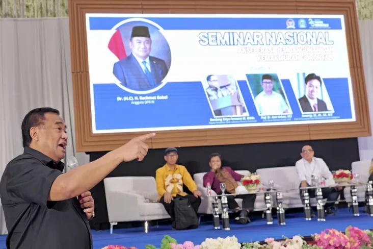 Sebut Ada 3 Proyek Besar,...