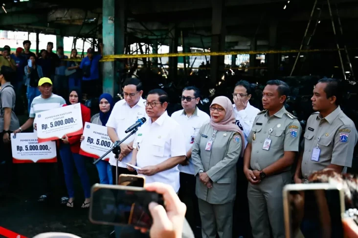 Pramono Anung Minta...