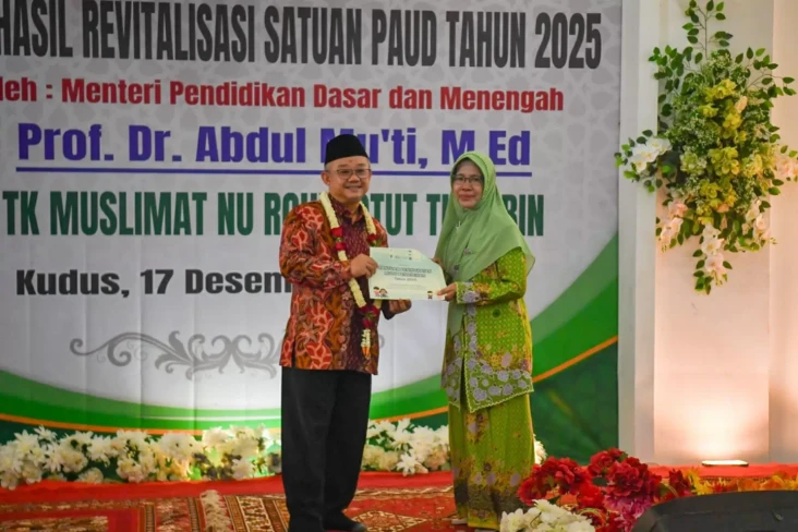 Mendikdasmen: 888.000...