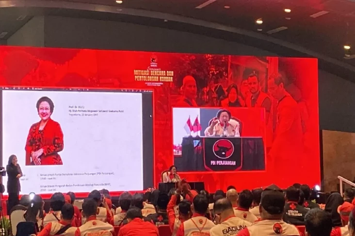 Kisah Megawati Cari...
