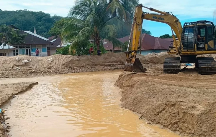 Normalisasi Sungai dan...