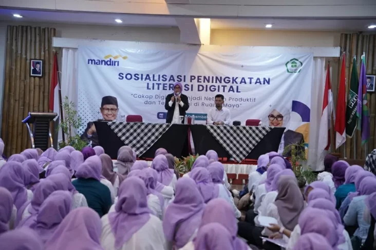 Anggota DPR Imas Aan...