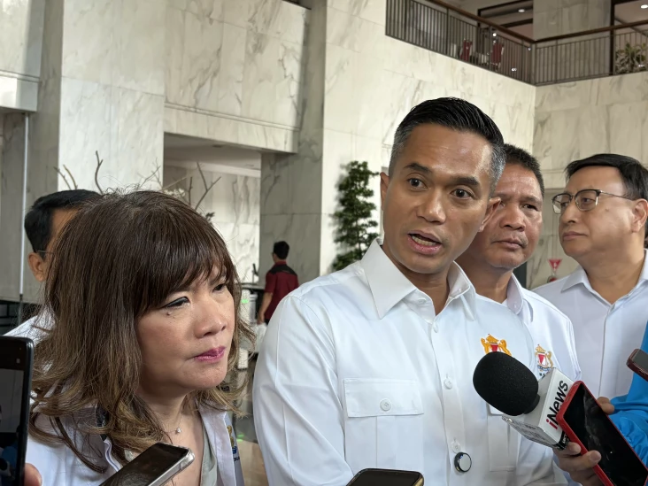 Anindya Bakrie Bertemu...