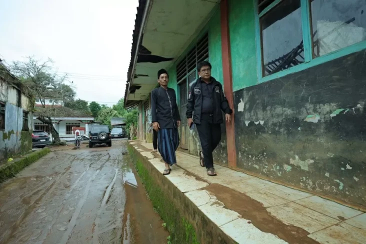 Anggota DPR Bonnie Janji...